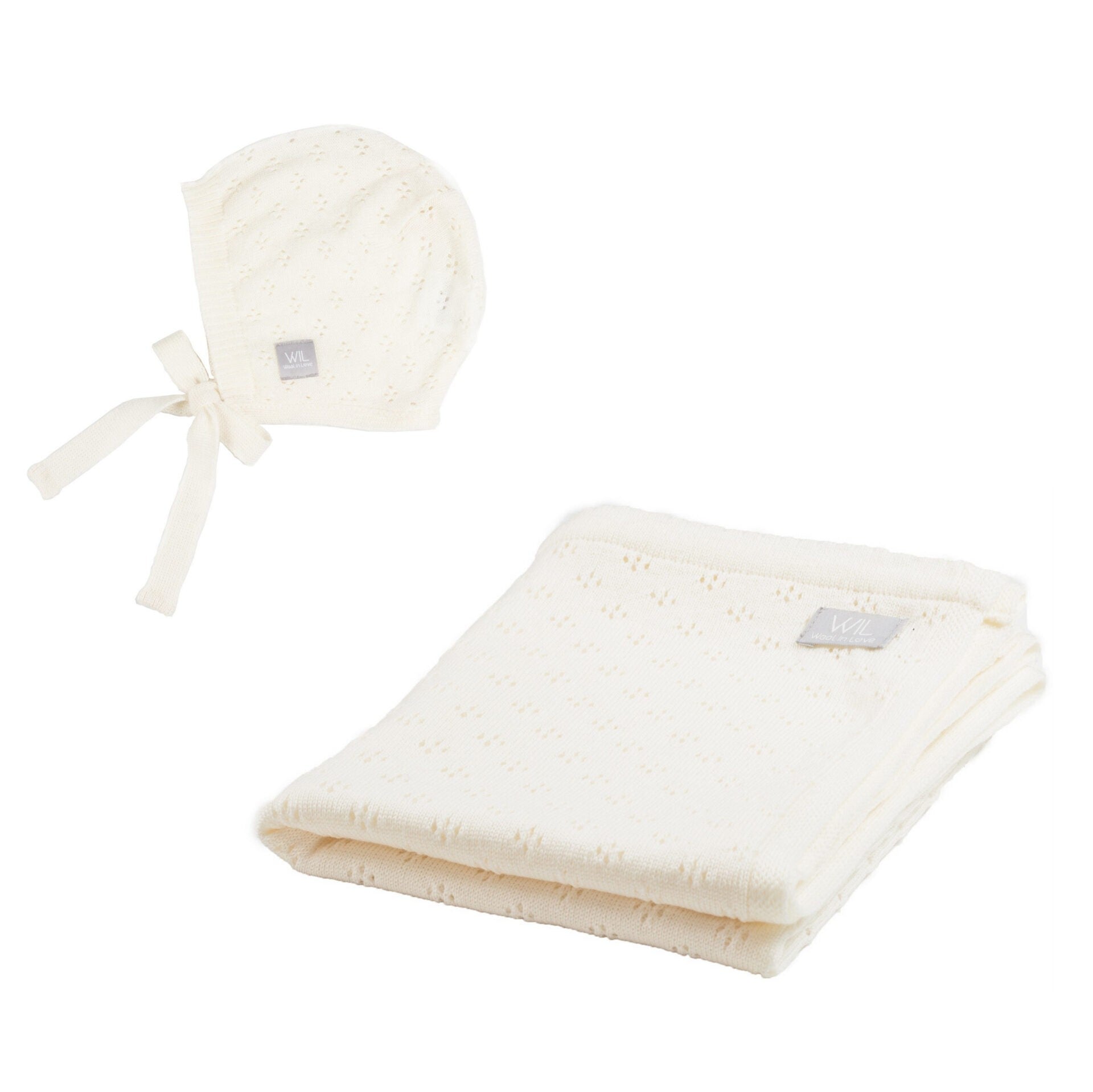 LOVE Gift Set For Baby - Blanket and Bonnet